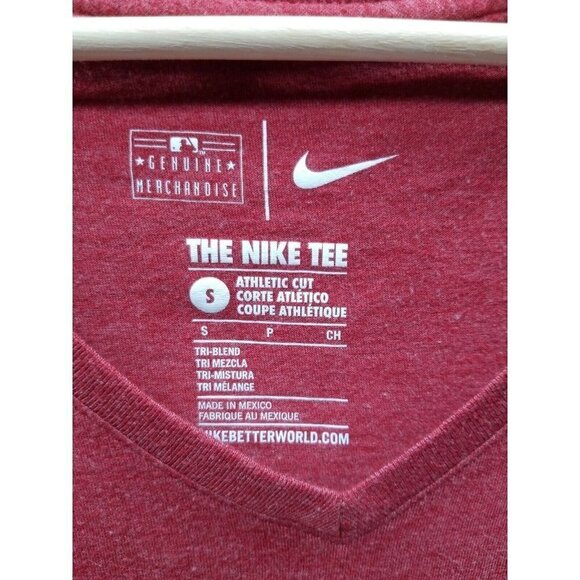 NIKE Arizona Diamondbacks Tshirt Women's Small Maroon MLB v-neck Athletic Cut - Picture 4 of 4